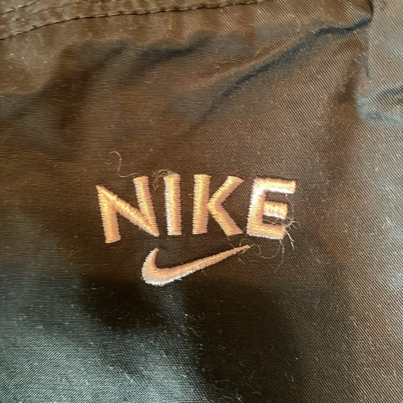 Nike capris - Picture 2 of 9